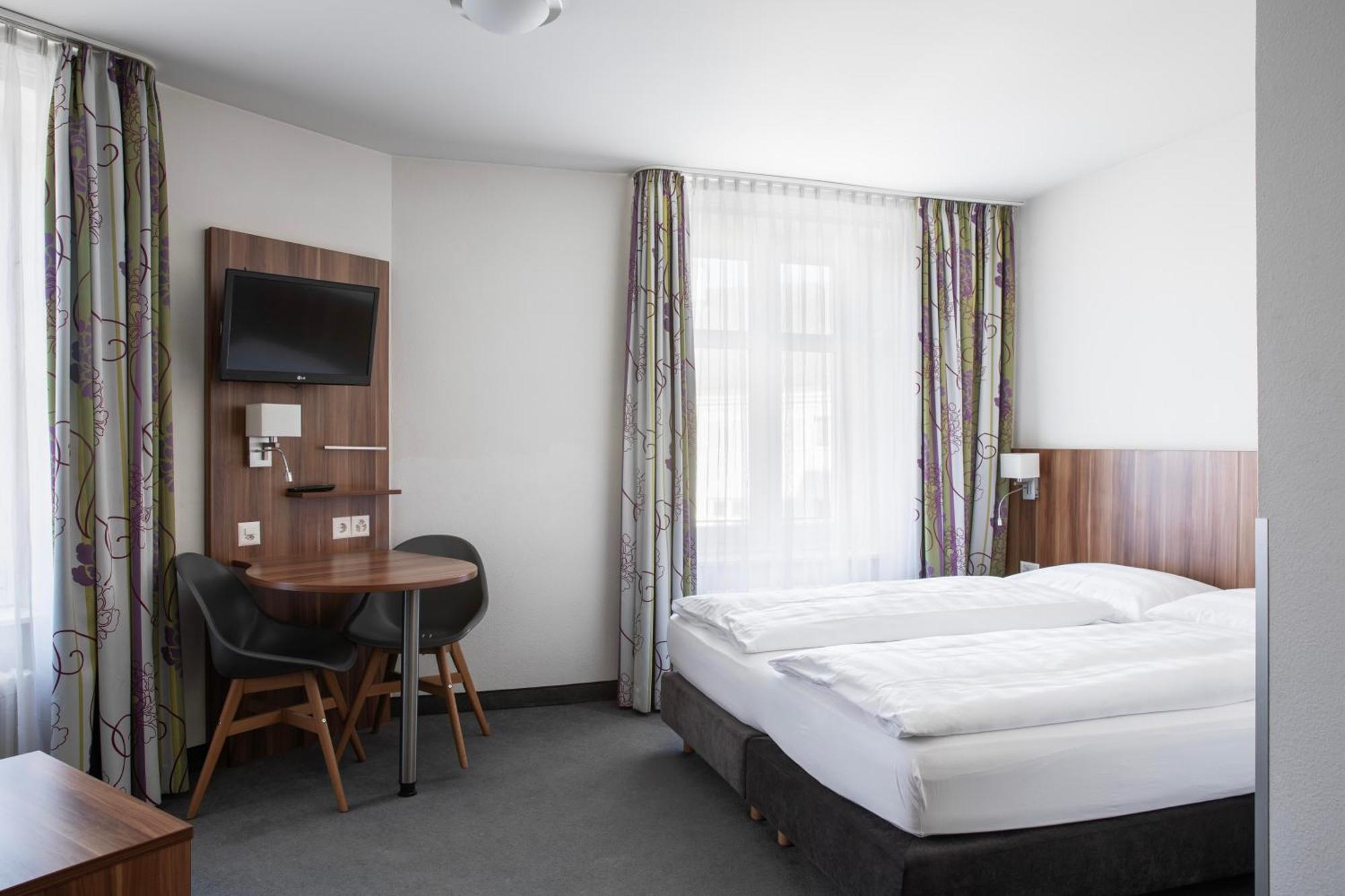 Hotel Resslirytti Bâle Extérieur photo